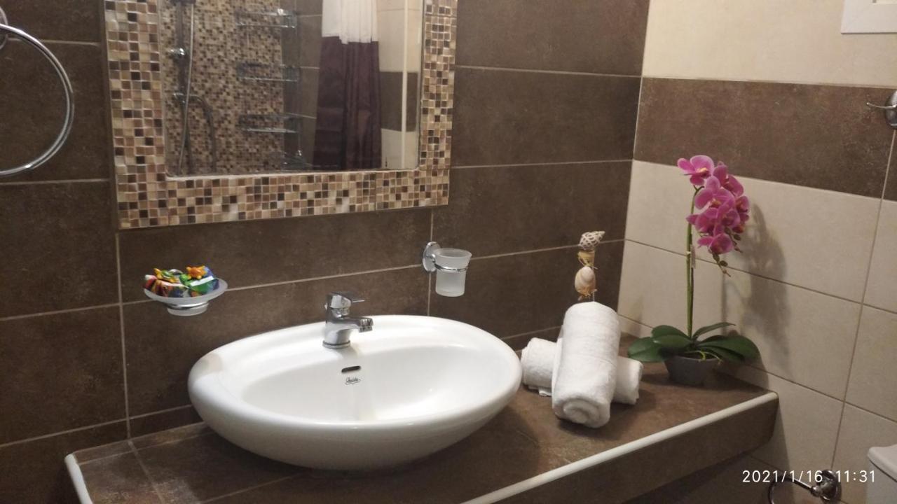 Miriam Luxury Apartment ザキントス エクステリア 写真
